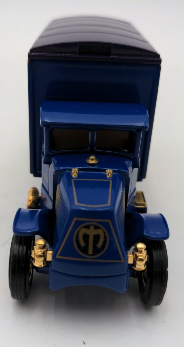 Matchbox YY052/B-M 1995 Collectibles Collector's Guild 1920 Mack AC Box Truck LN/Box