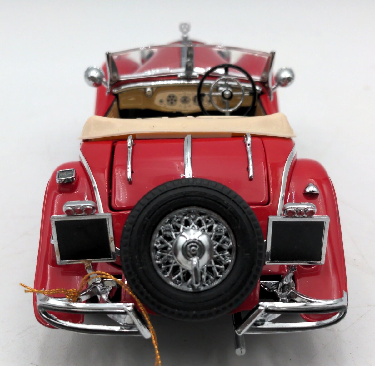 Franklin Mint B11EY72 1:24 Scale 1935 Mercedes-Benz Roadster NEW