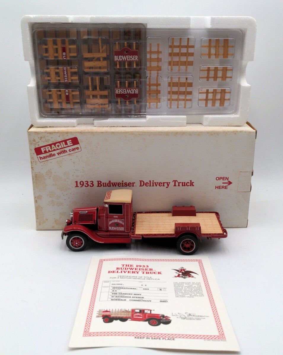 Danbury Mint 821-004 1933 Budweiser Delivery Truck LN/Box
