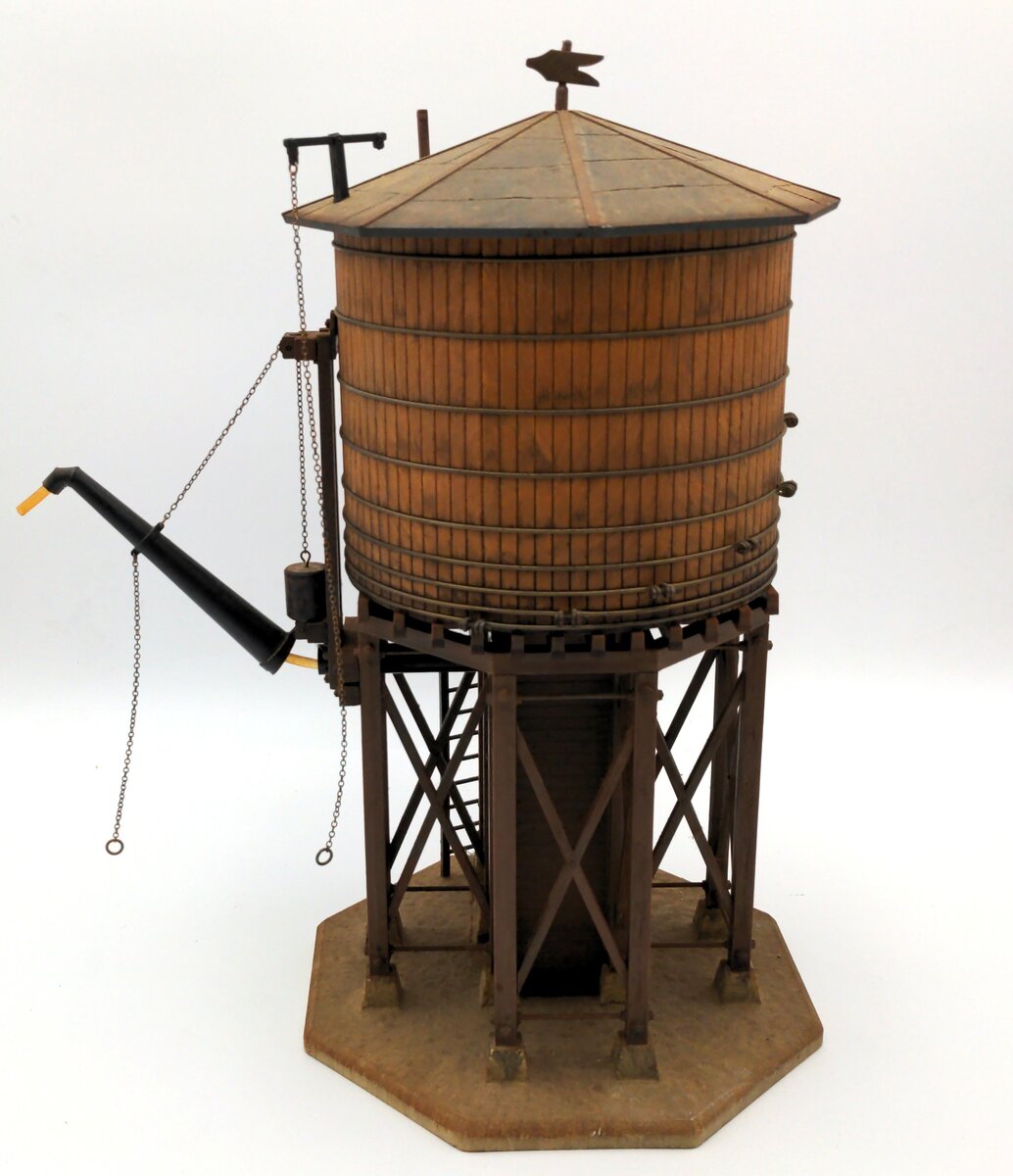 Pola 923 G Scale Water Tower Kit- Assembled VG/Box