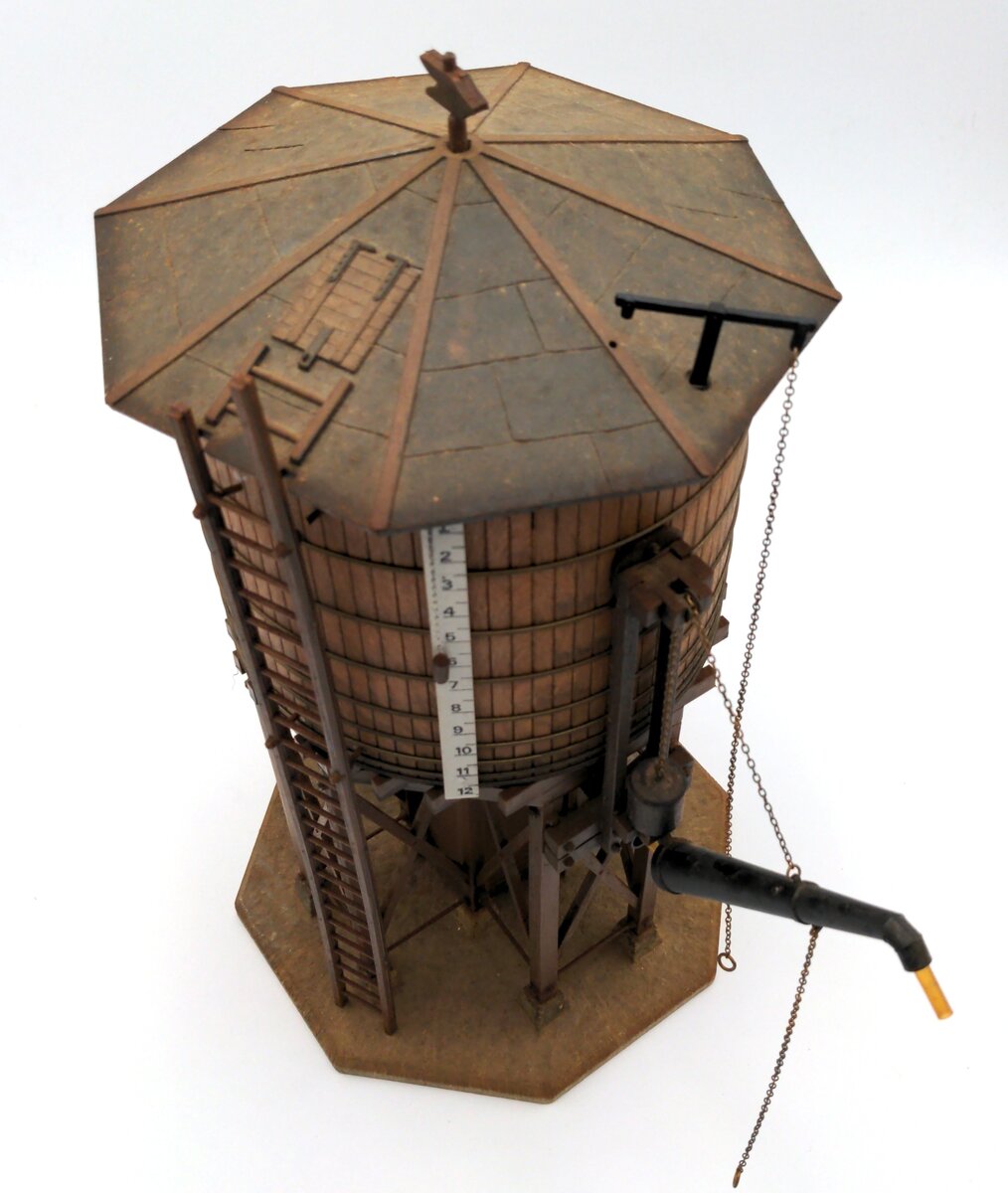 Pola 923 G Scale Water Tower Kit- Assembled VG/Box