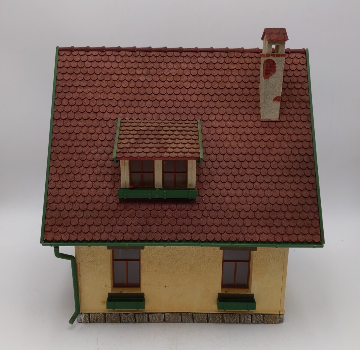 Pola 930 G Scale European Cottage (Assembled) VG