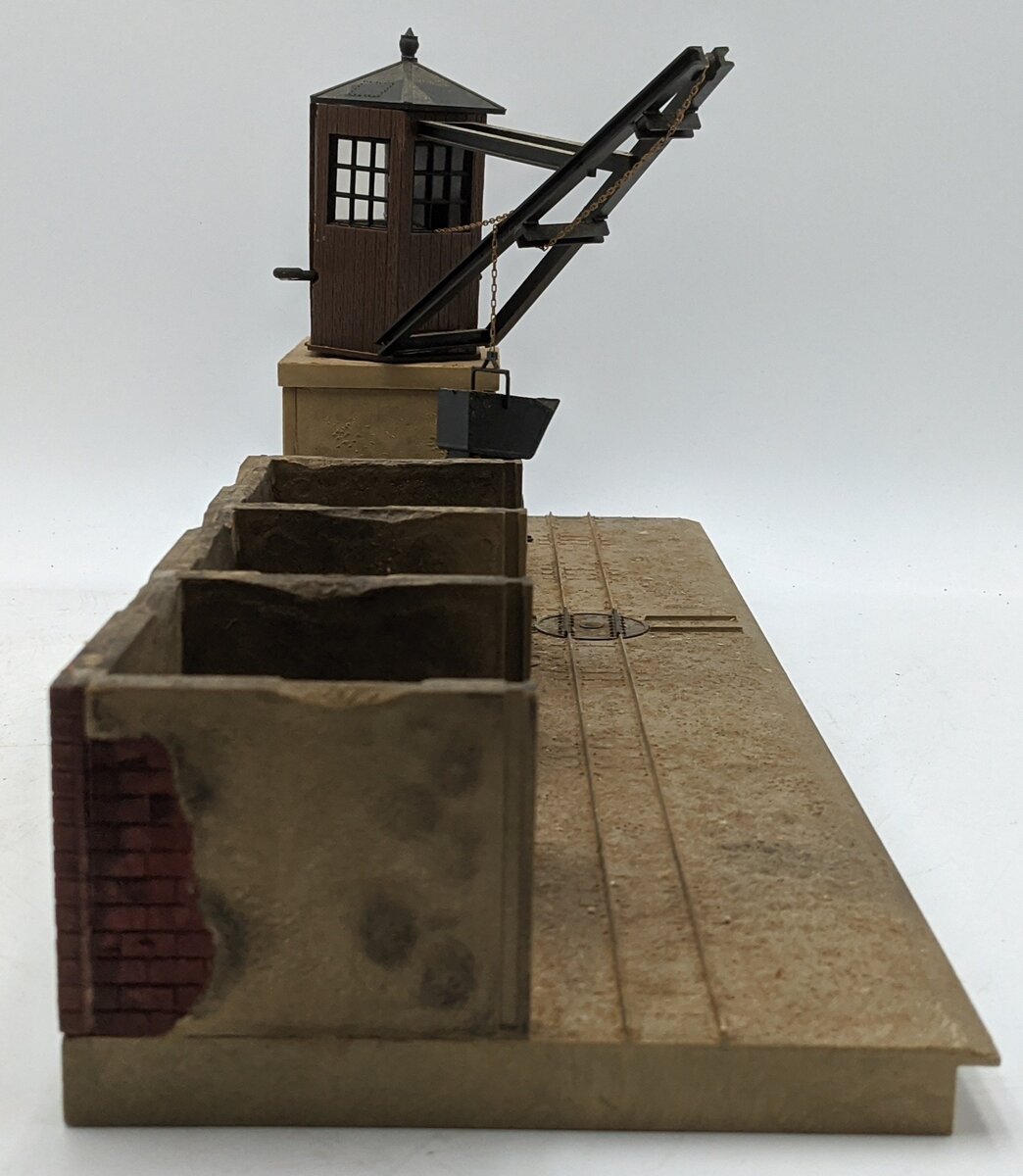 Pola 920 G Scale Coaling Station Kit