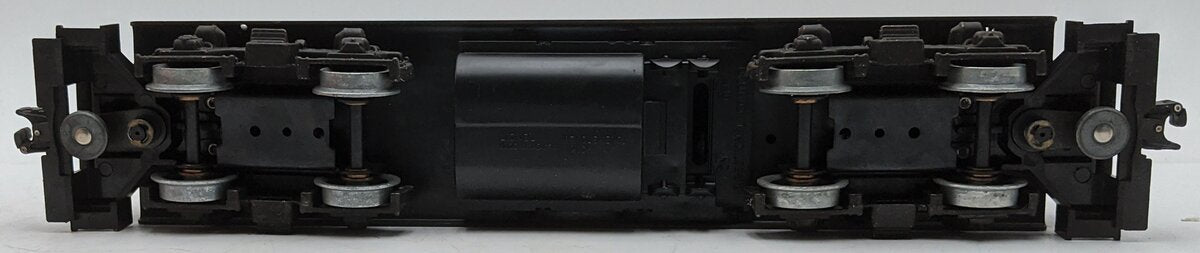 Lionel 6-8358 O Gauge Pennsylvania GP-9 Non-Powered Diesel Locomotive VG/Box