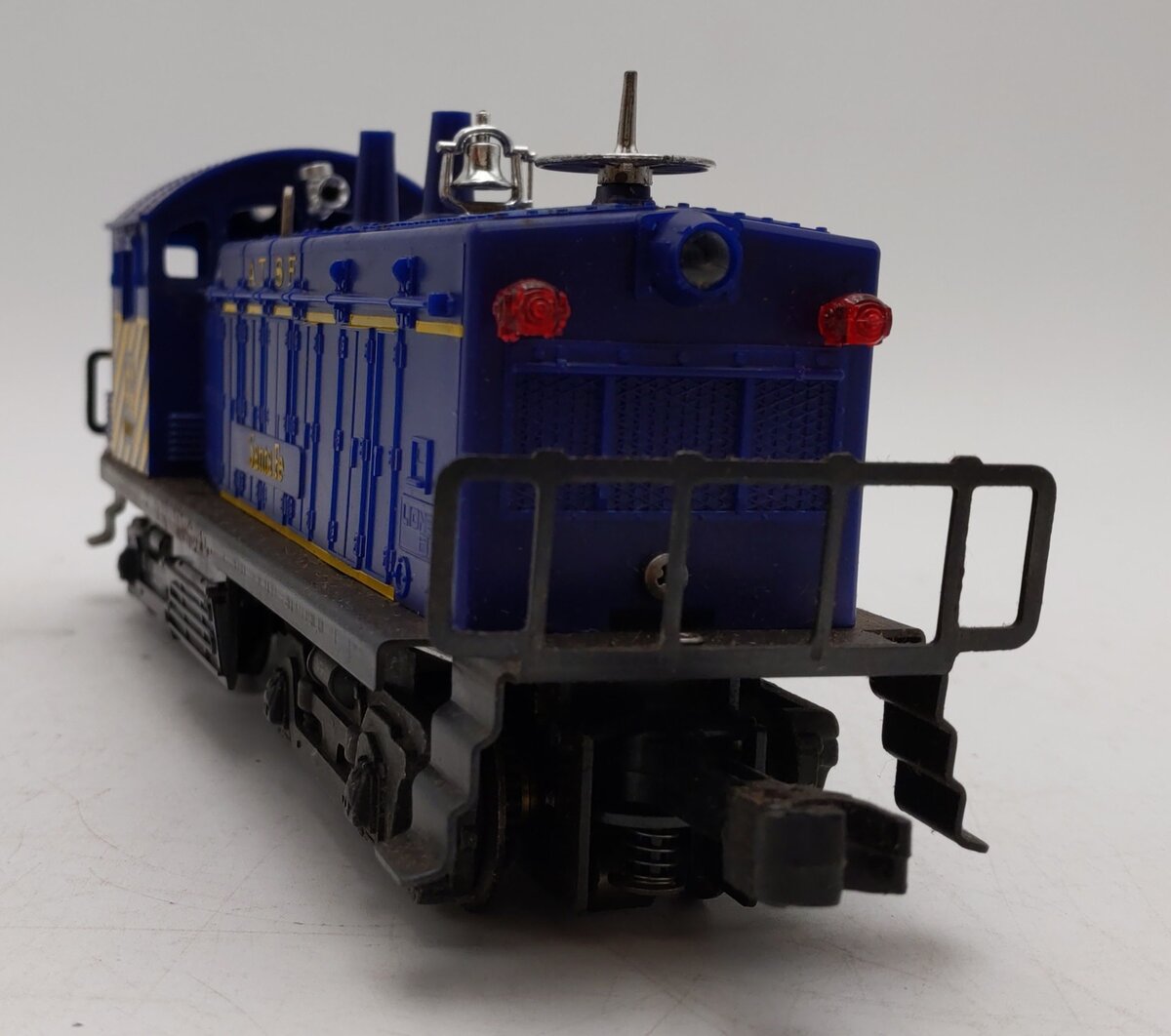 Lionel 6-8010 O Gauge Santa Fe AT&SF NW2 Diesel Locomotive #8010 LN/Box