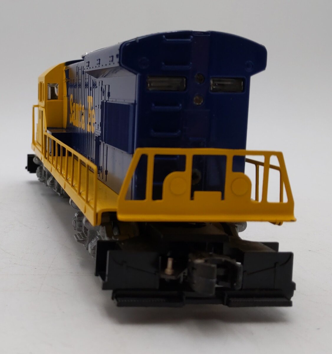 Lionel 6-8756 O Gauge Santa Fe U36B Dummy Unit Diesel Locomotive LN/Box