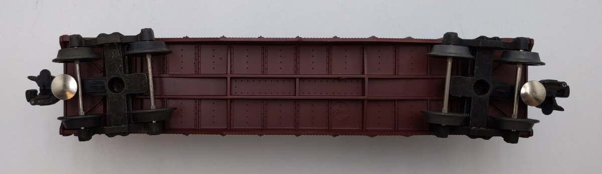 Lionel 6-6205 O Gauge Canadian Pacific Long Gondola with Canisters LN/Box