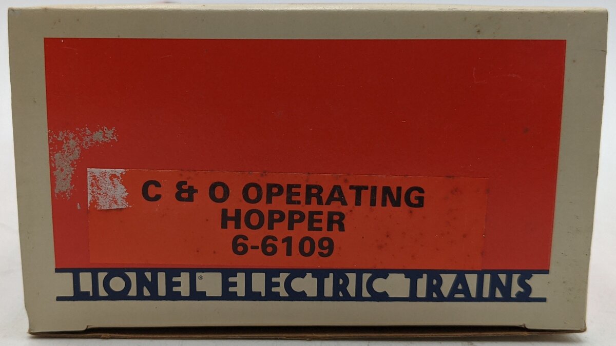 Lionel 6-6109 O Gauge Chesapeake and Ohio Operating Hopper #6109 NIB