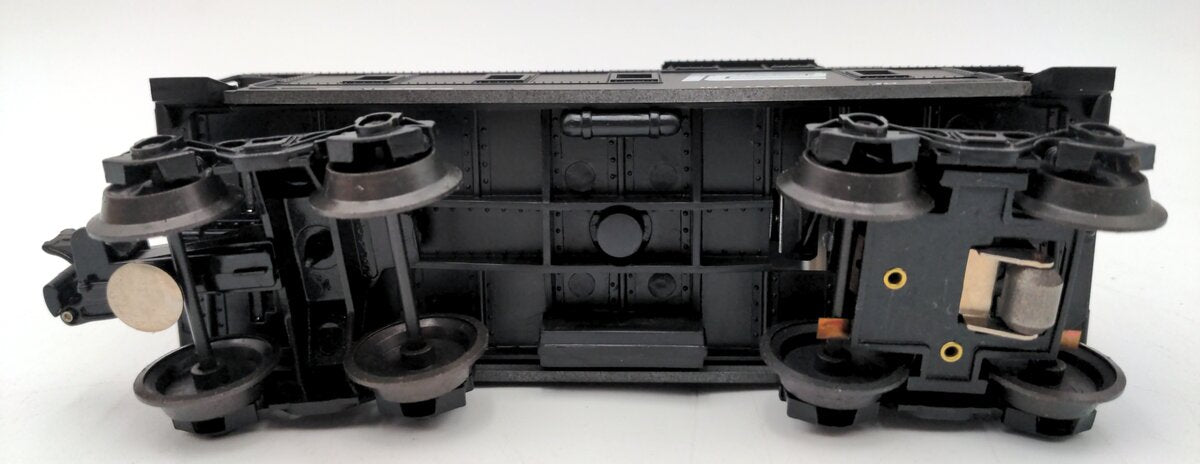 Lionel 6-9172 O Gauge Penn Central Lighted Caboose #9172 EX/Box