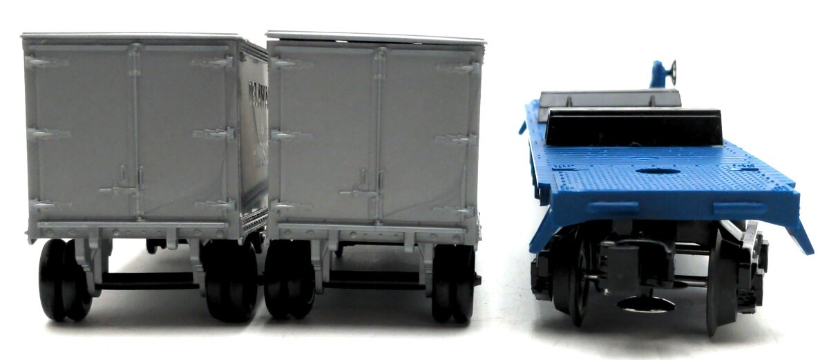 Lionel 6-9226 O Gauge Delaware and Hudson Flatcar with 2 Trailers LN/Box