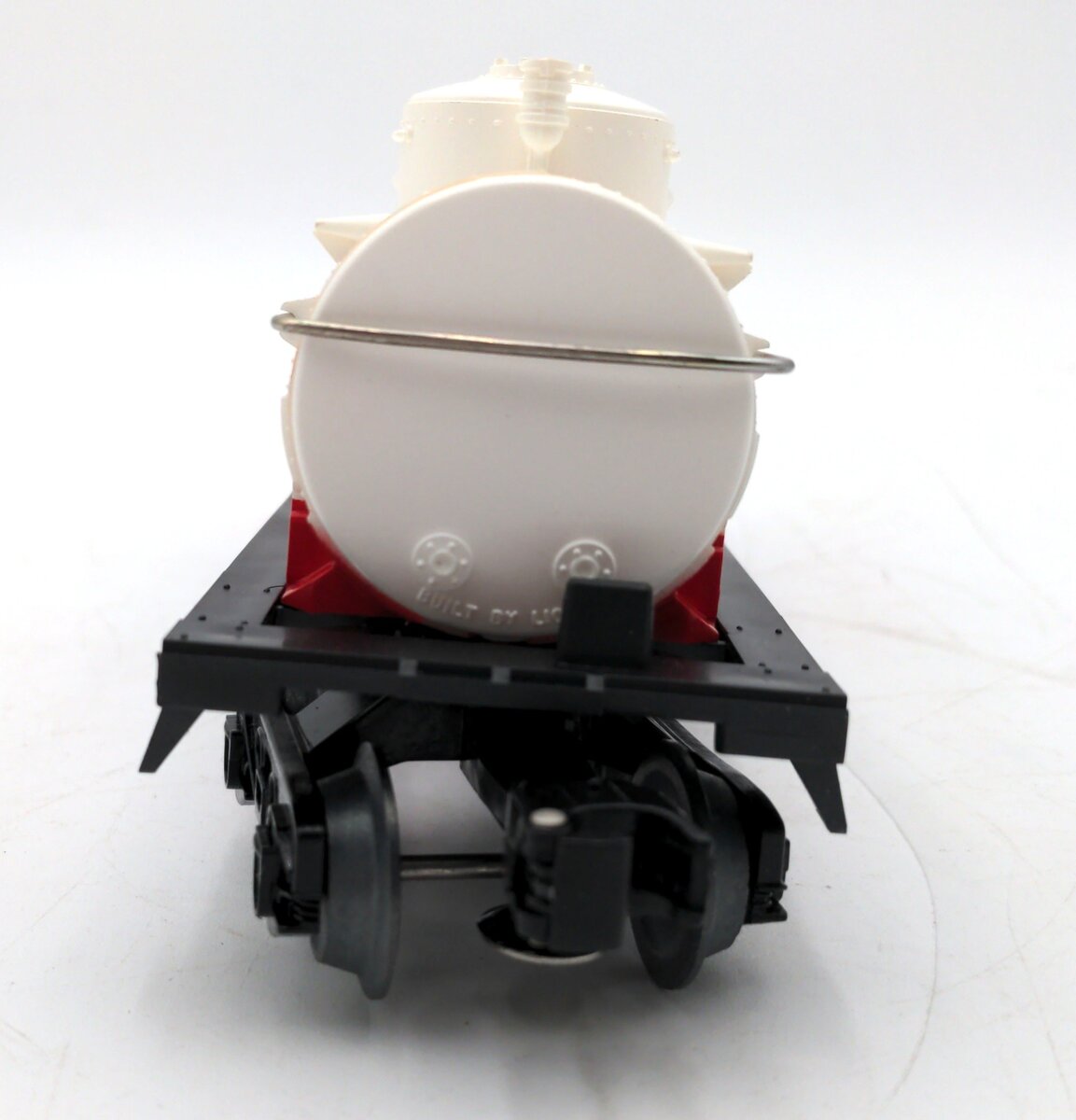 Lionel 6-9327 O Gauge Bakelite Plastics Triple Dome Tank Car VG/Box
