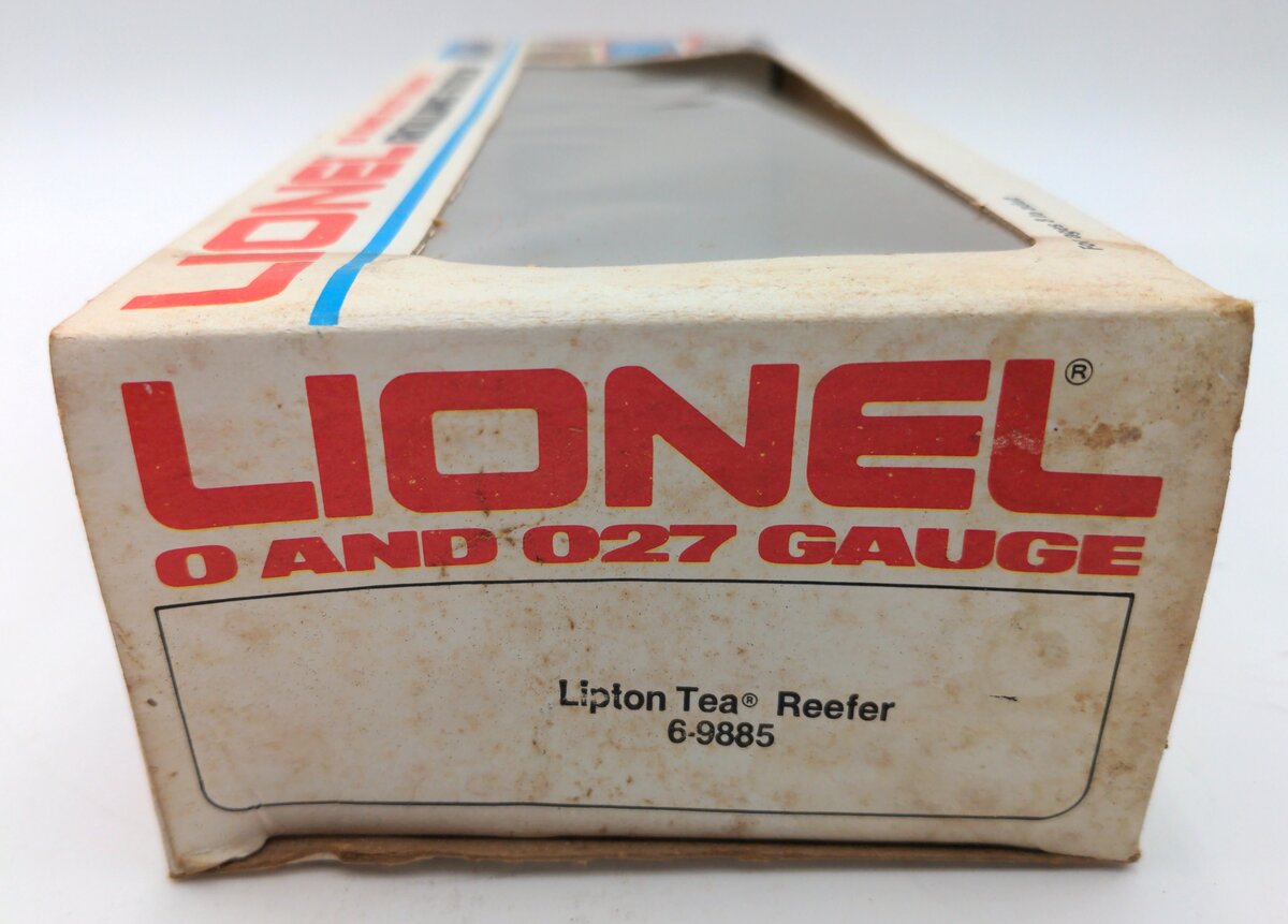Lionel 6-9885 O Gauge Lipton Tea Billboard Reefer Car EX/Box