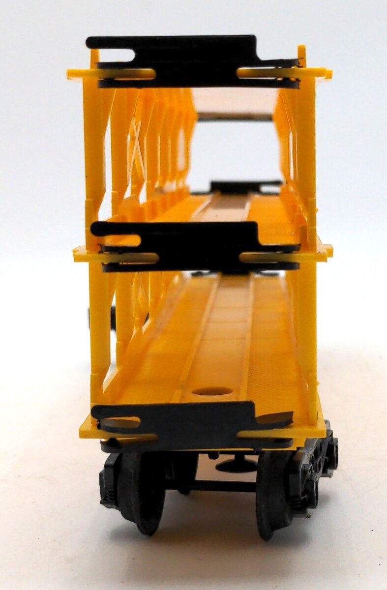 Lionel 6-9126 O Gauge Chesapeake and Ohio Auto Carrier LN/Box