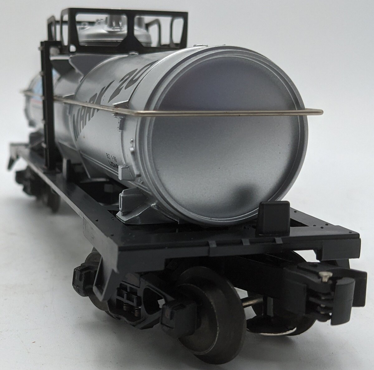 Lionel 6-19601 O Gauge North American Single Dome Tank Car #19601 NIB