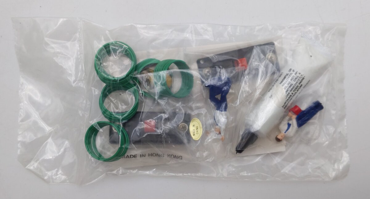 Lionel 6-12768 O Gauge Burning Switch Tower NIB