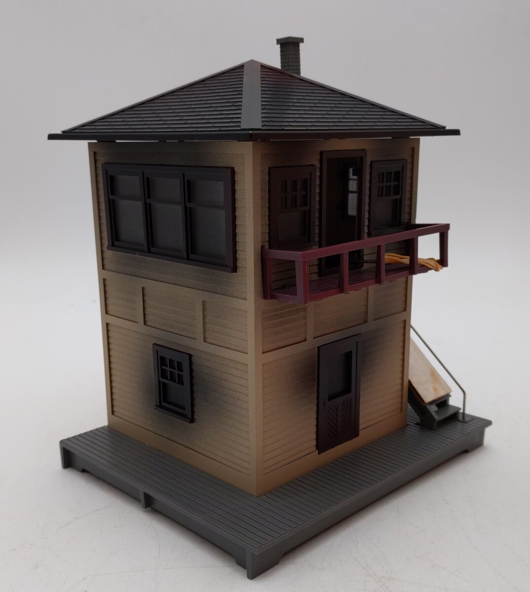 Lionel 6-12768 O Gauge Burning Switch Tower NIB
