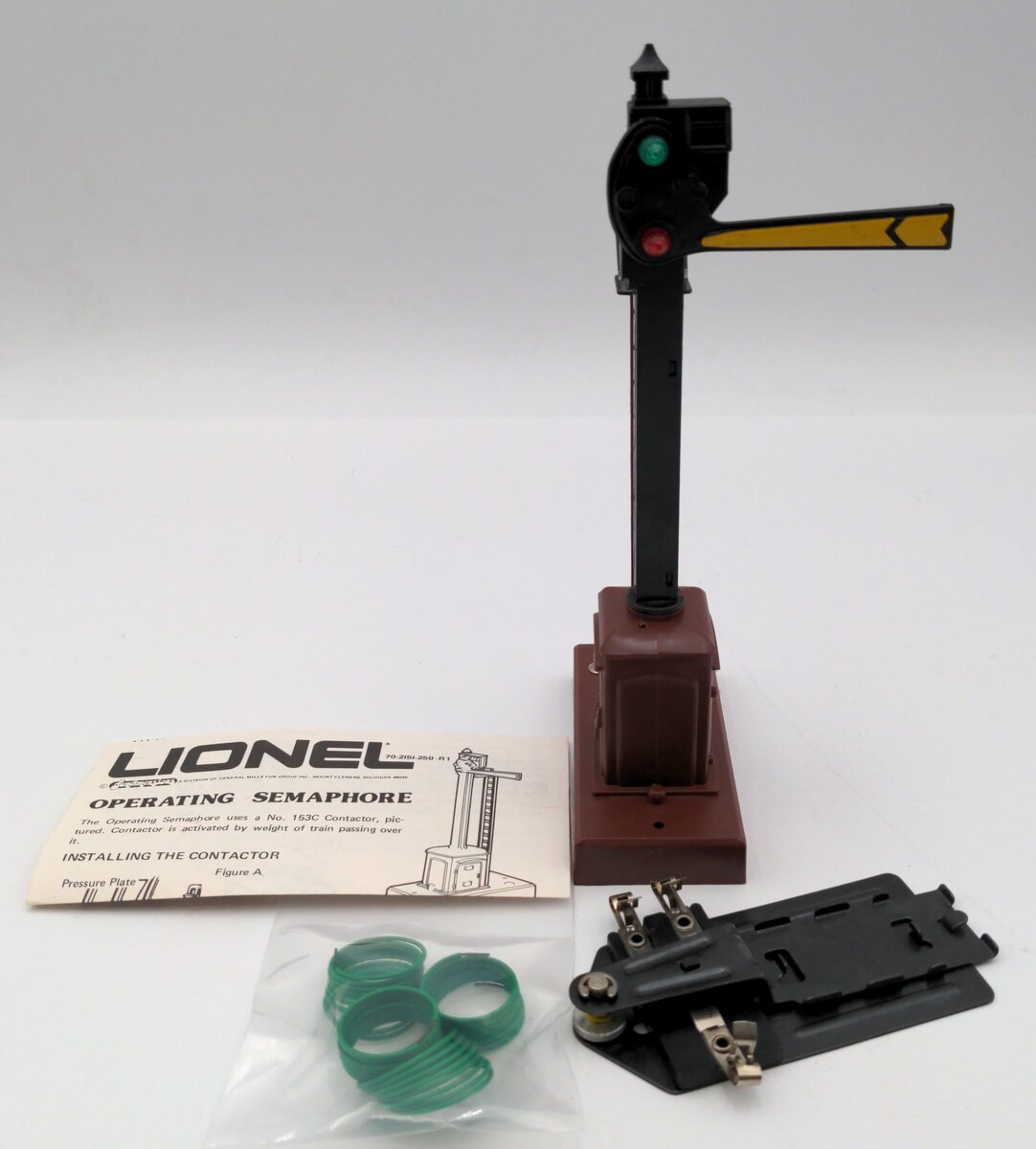 Lionel 6-2151 Automatic Operating Semaphore Signal LN/Box