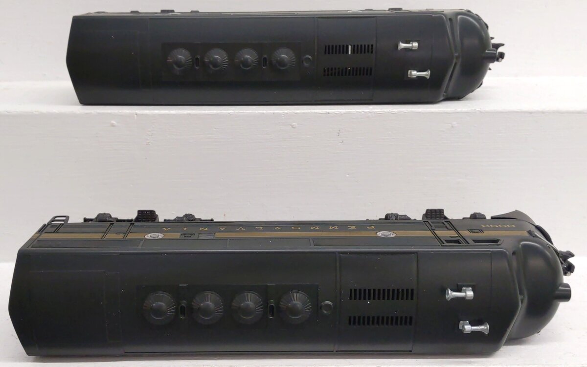 Lionel 6-8952 O Gauge Pennsylvania F-3 AA Diesel Locomotive Set EX/Box