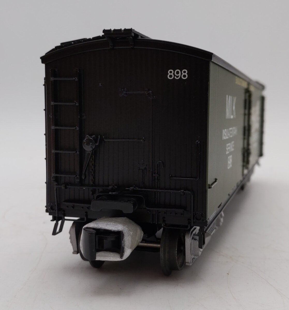 Lionel 6-52333 O Gauge Harmony Milk Car TCA 50th Anniversary w/Lou Redman Figure LN/Box