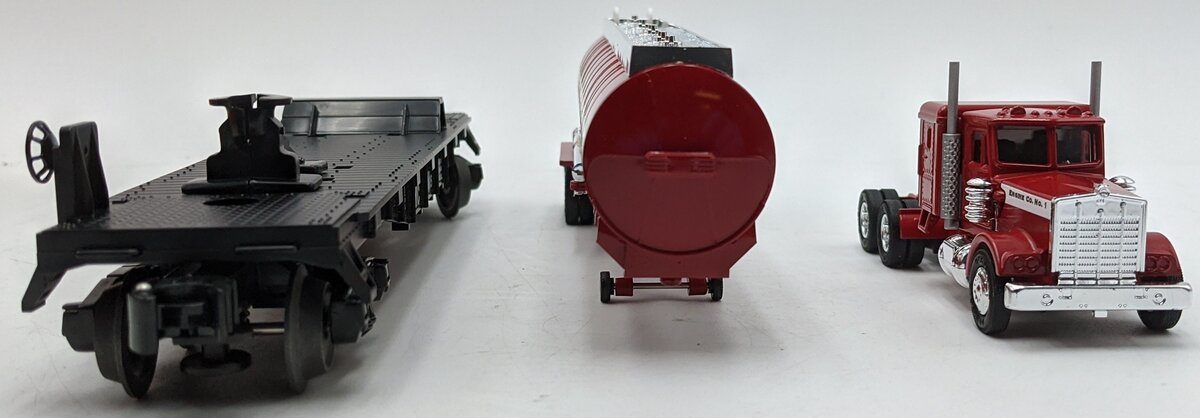 Lionel 6-52371 O Gauge NYC Flatcar w/St. Louis Fire Engine Co. No.1 NIB