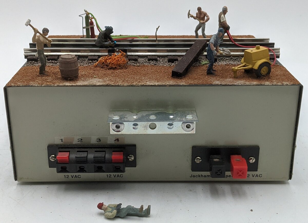 Willard Animations 012 O Gauge Track Crew Accessory Scene VG