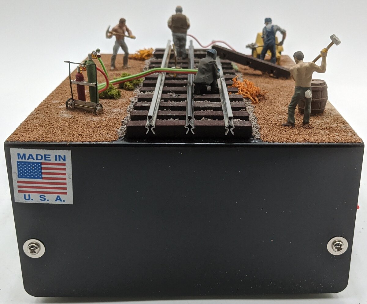 Willard Animations 012 O Gauge Track Crew Accessory Scene VG