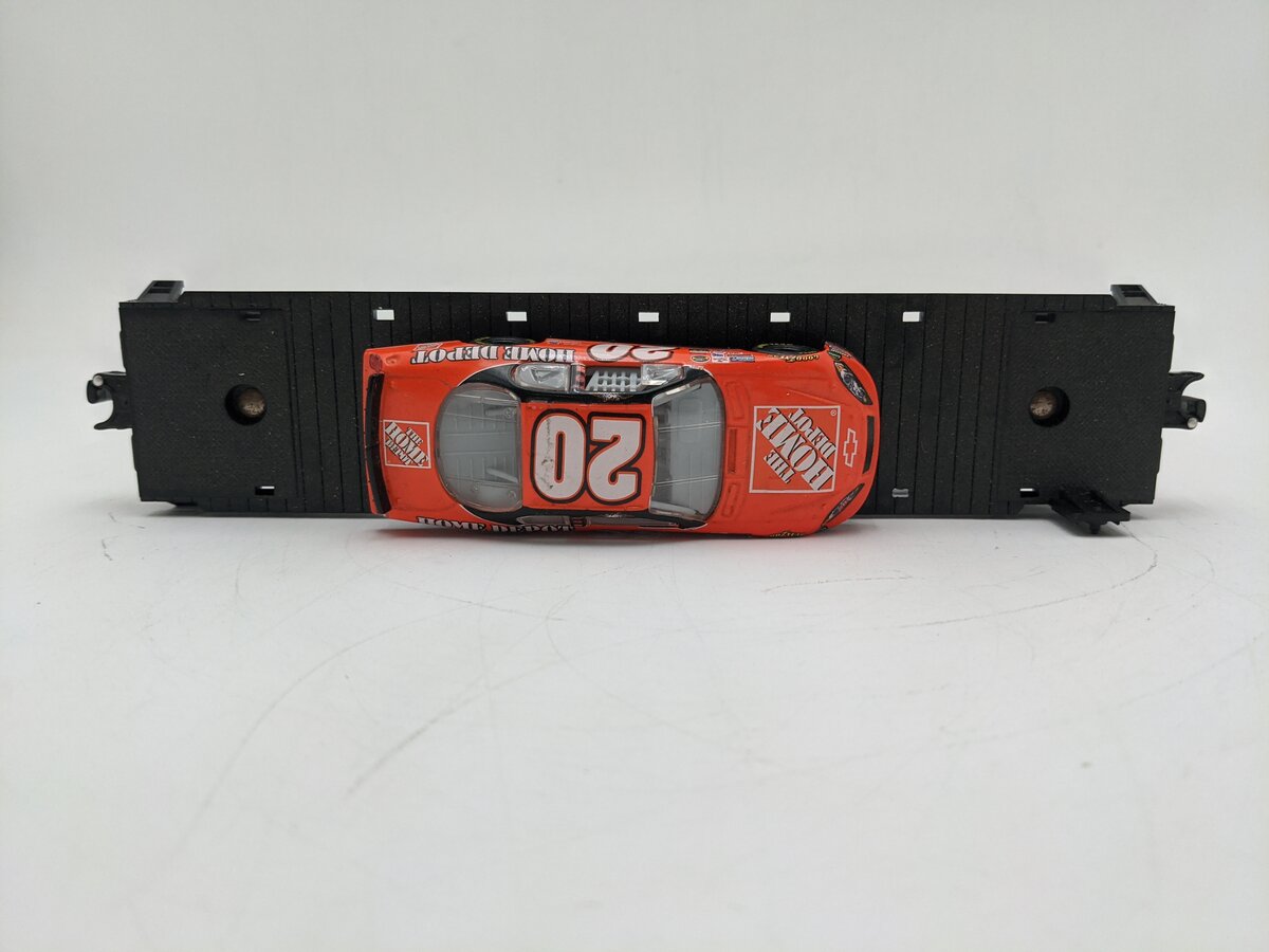 Lionel 6-26345 O Gauge Tony Stewart Flatcar w/Stock Car EX