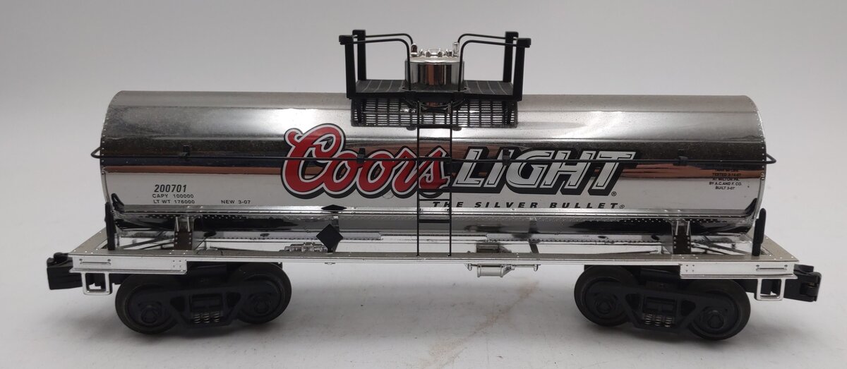 MTH 30-73223 O Gauge Coors Light Chrome Tank Car #200701 EX