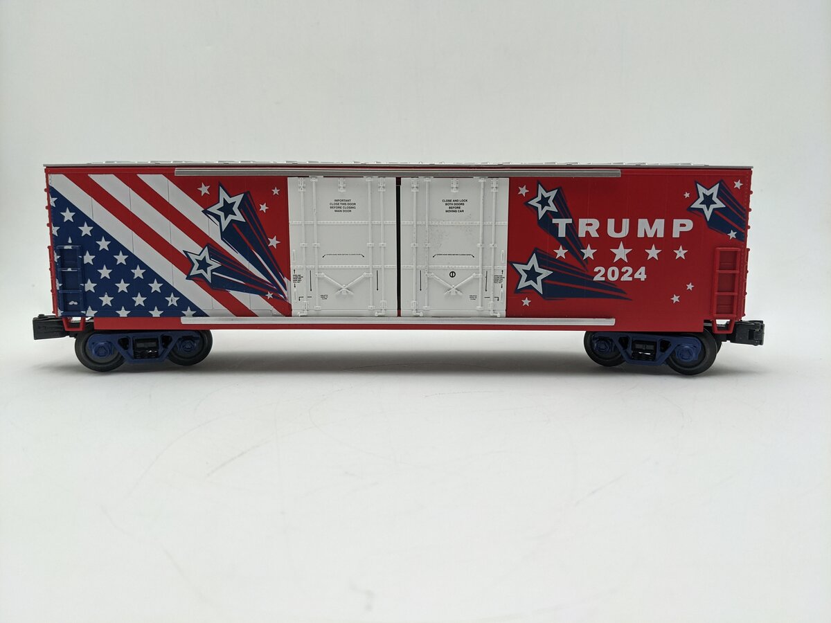 MTH 30-71049 O Donald J. Trump 50' Double Plug Door Boxcar #2024 EX