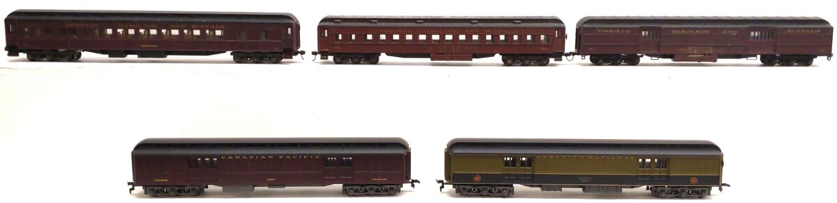 HO Scale Assorted Passenger Cars [5] VG