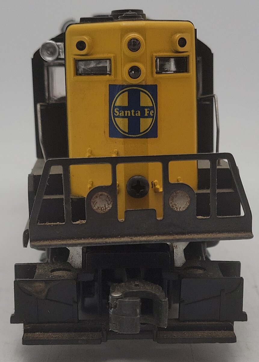 Lionel 6-8255 O Gauge Santa Fe GP-9 Dummy Diesel Locomotive EX
