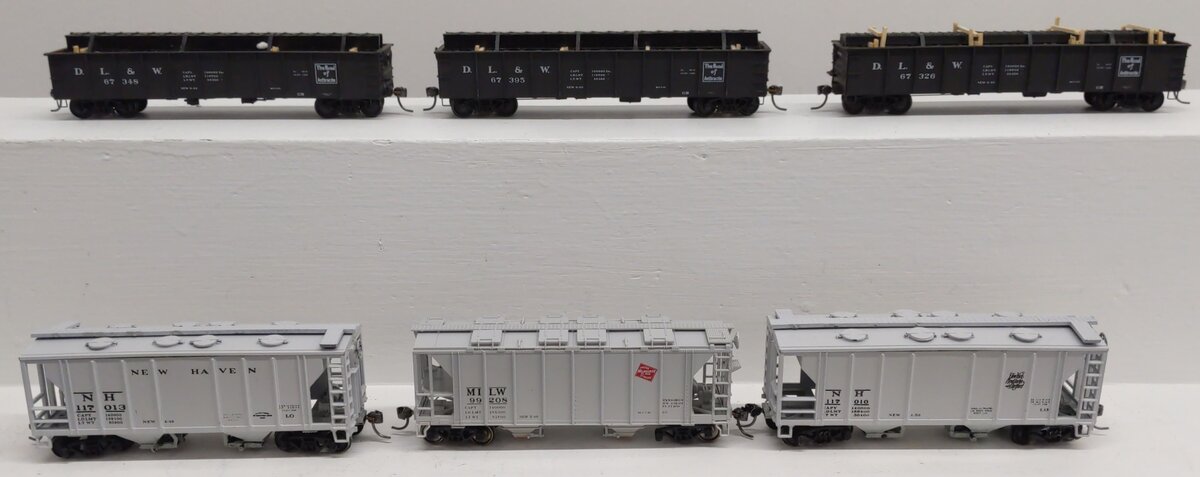 Accurail HO Assorted Freight Cars #99208,117013,117010,67348,67395,67326 [6]