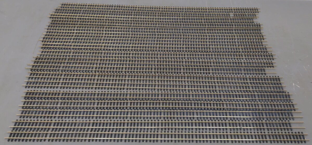 S Gauge Code 80 Assorted Straight Track [18] VG