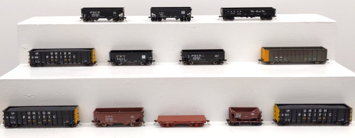 Atlas & Other HO Scale Assorted Freight Cars [12] VG
