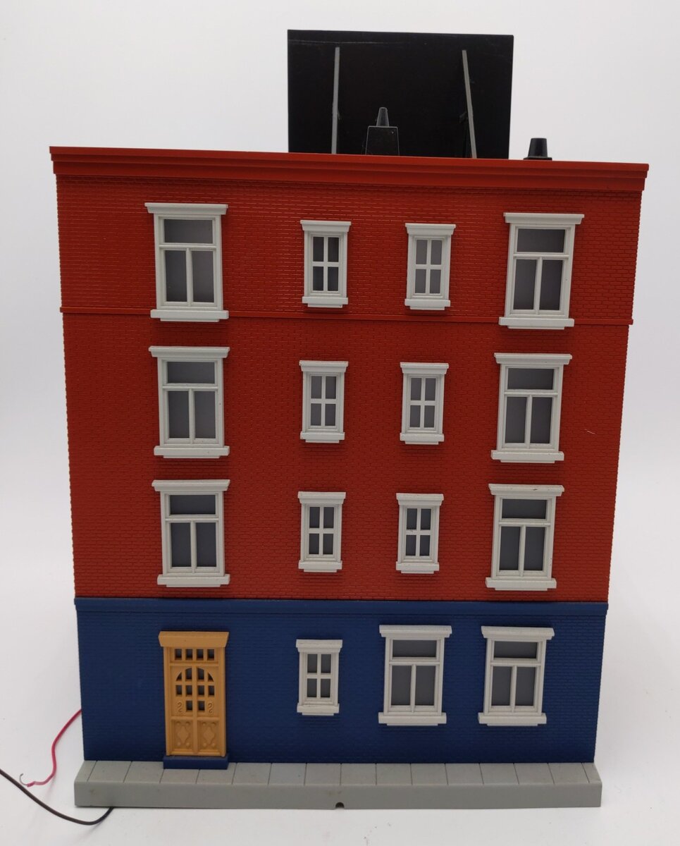 MTH 30-90348 O Scale Salt & Batter Restaurant 4-Story Building EX