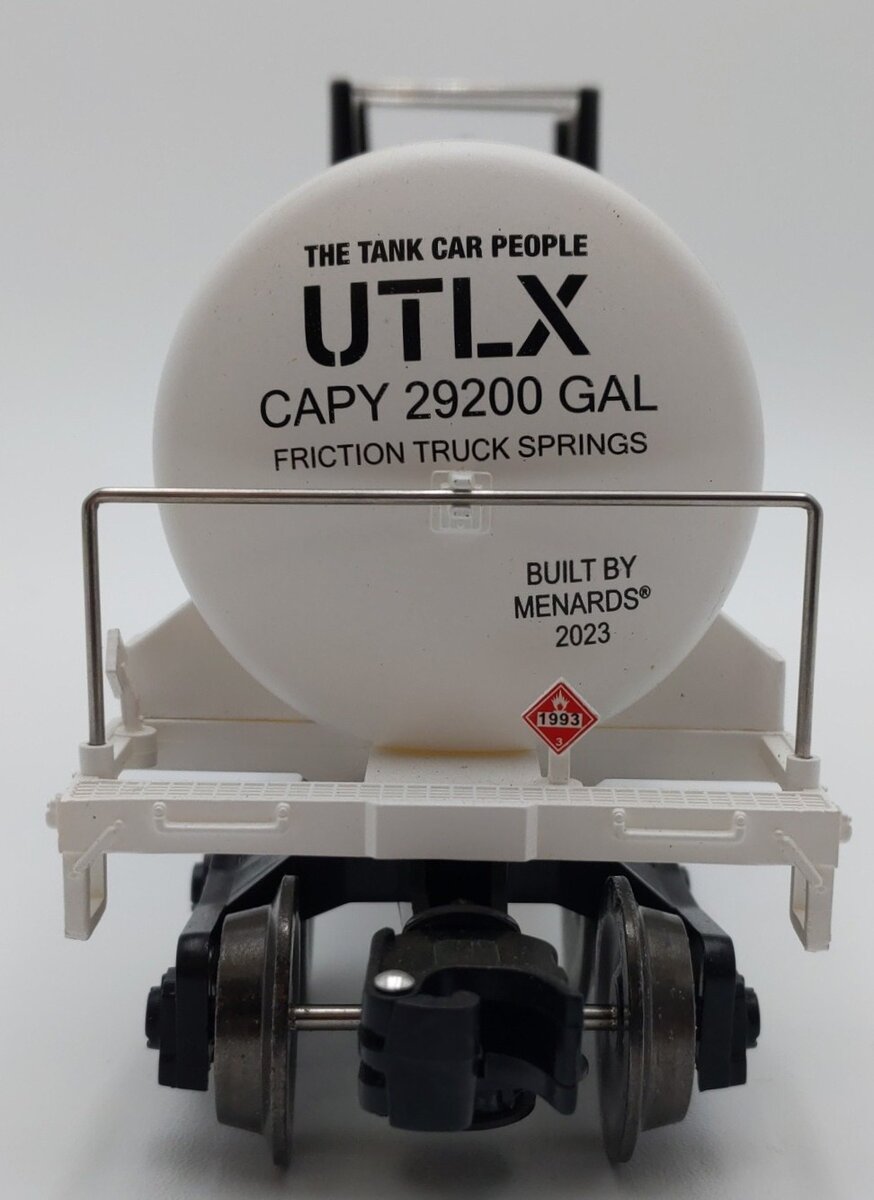 Menards 275-9218 O Gauge UTLX (White) Modern Tank Car #3949 EX