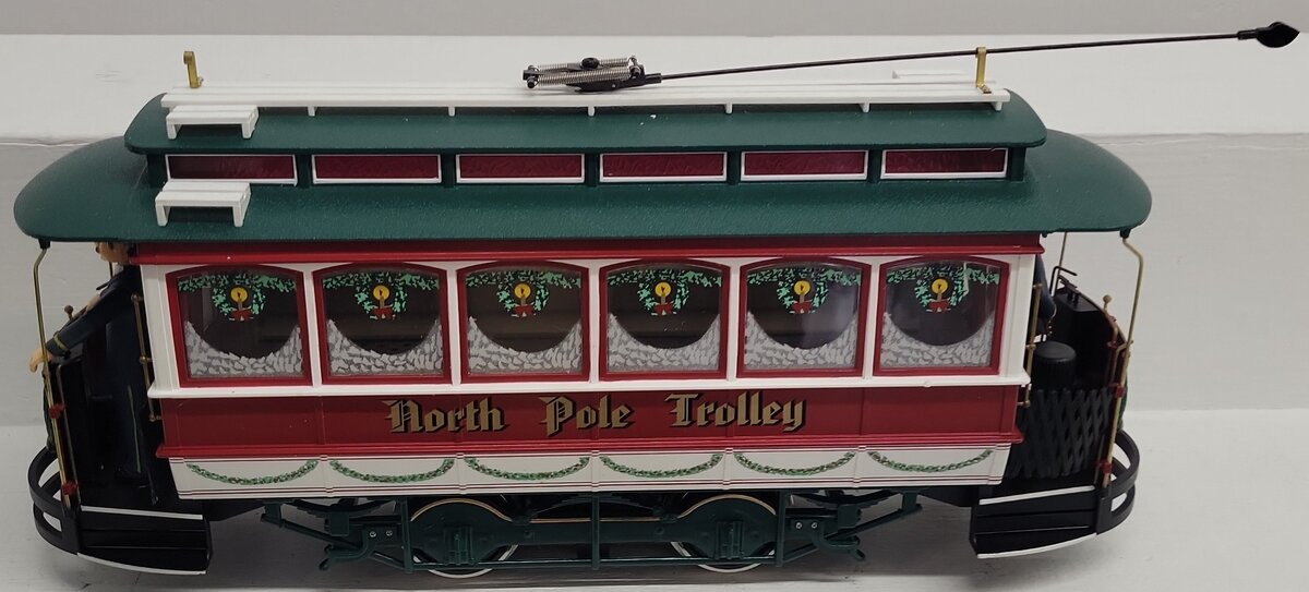 Dillard's G Scale North Pole Trolly Set EX/Box
