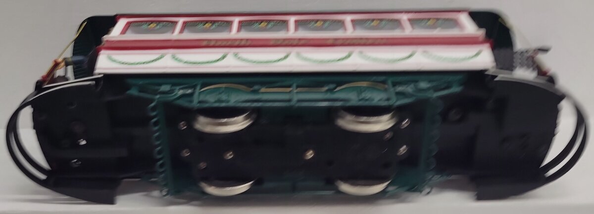 Dillard's G Scale North Pole Trolly Set EX/Box