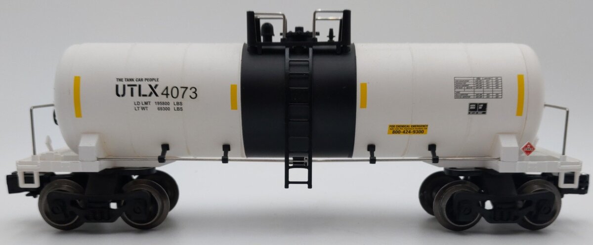 Menards 275-9218 O Gauge UTLX (White) Modern Tank Car #4073 EX