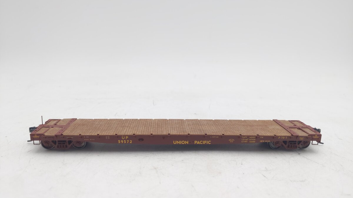 ExactRail EP-81301-6 HO Scale Union Pacific Flat Car #59572 EX/Box