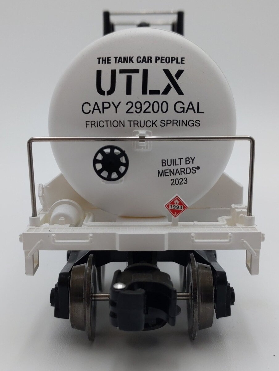 Menards 275-9218 O Gauge UTLX (White) Modern Tank Car #3939 EX