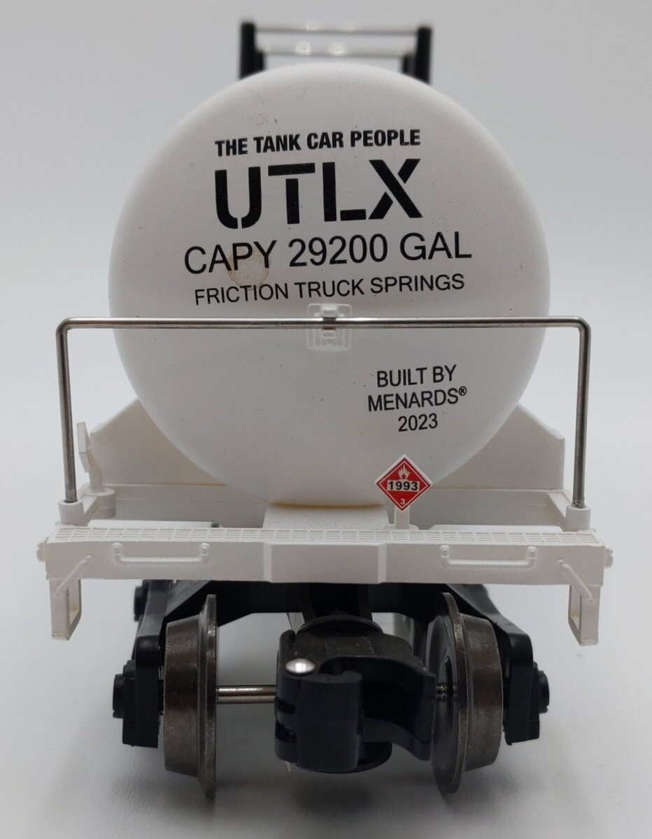 Menards 275-9218 O Gauge UTLX (White) Modern Tank Car #3939 EX