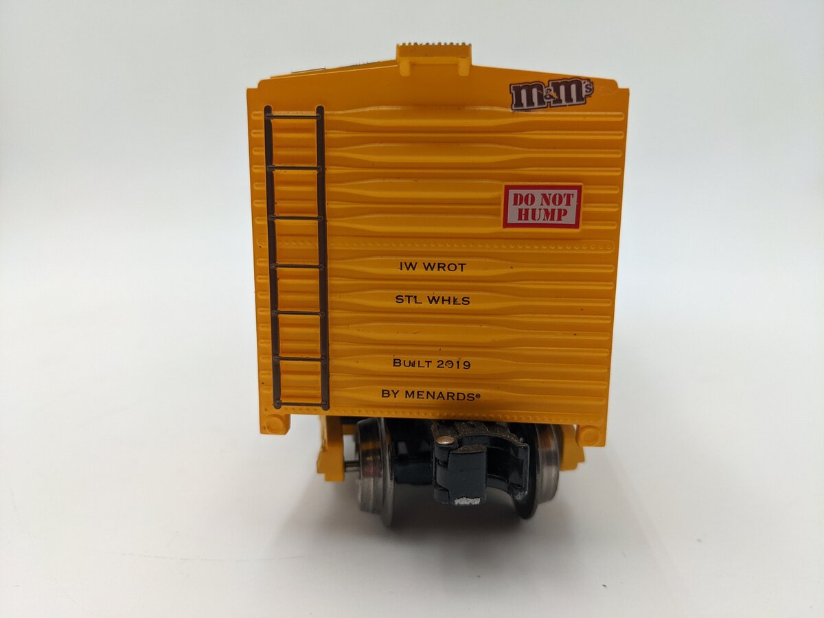 Menards 279-4593 O-Gauge M&M's Boxcar (Yellow) #6111 (3-Rail) EX