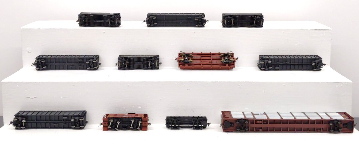 Walthers & Other HO Scale Assorted Freight Cars [11] VG