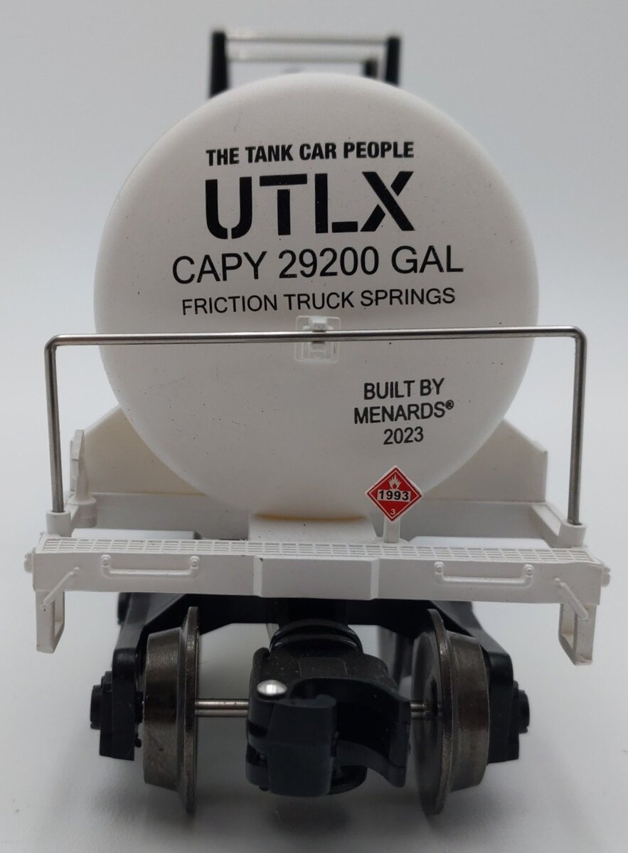 Menards 275-9218 O Gauge UTLX (White) Modern Tank Car #3929 EX