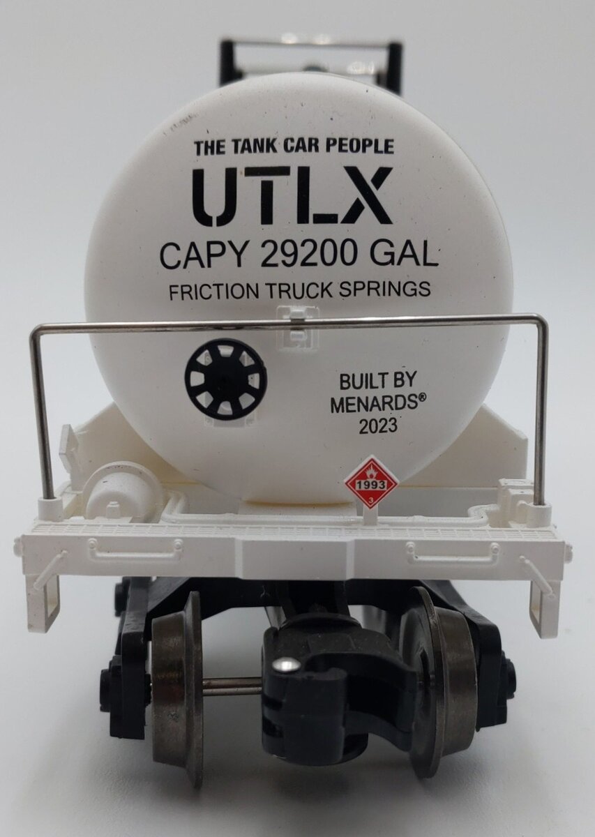 Menards 275-9218 O Gauge UTLX (White) Modern Tank Car #3929 EX