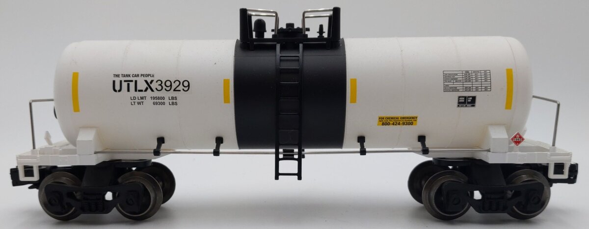 Menards 275-9218 O Gauge UTLX (White) Modern Tank Car #3929 EX