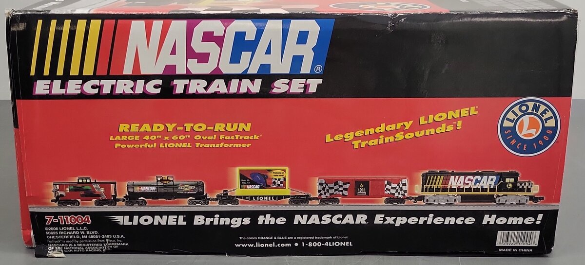 Lionel 7-11004 O Gauge NASCAR Diesel Train Set EX/Box