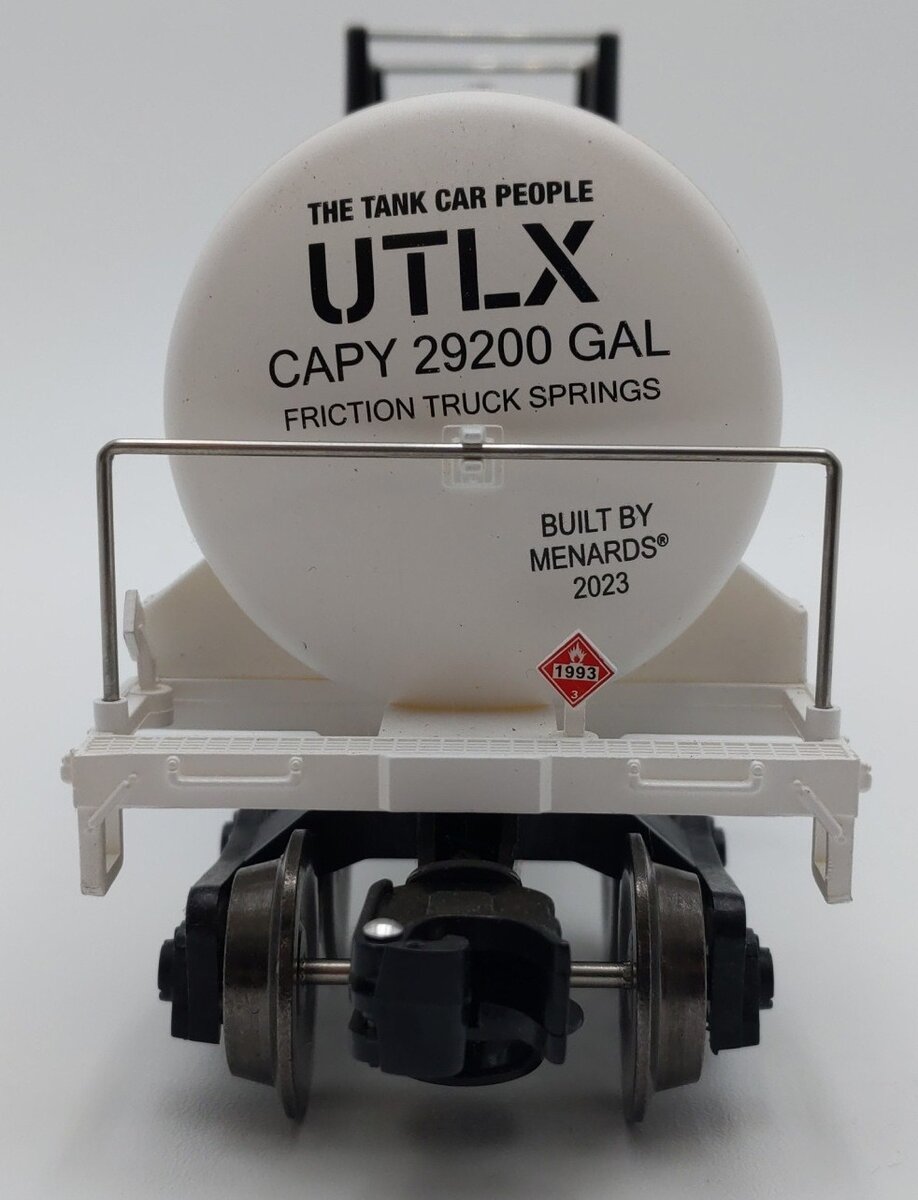 Menards 275-9218 O Gauge UTLX (White) Modern Tank Car #4230 EX