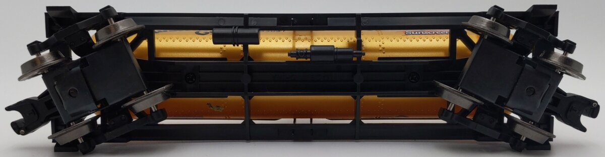 Menards 279-4322 O Gauge Australian Gold Single Dome Tank Car #3309 EX